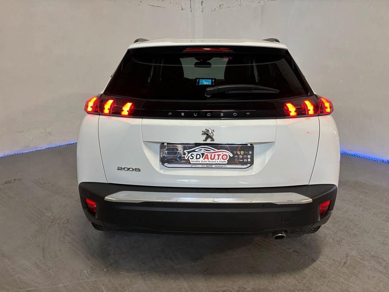 Peugeot 2008 BlueHDi 130 S&S EAT8 Allure-.