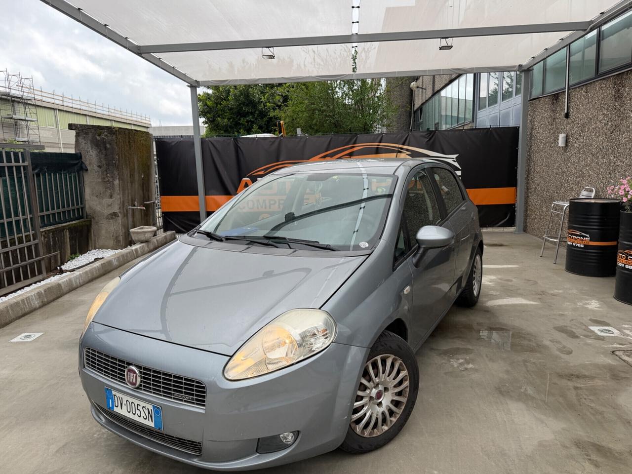 FiIAT GRANDE PUNTO 1.3 MJT UNI PROP NEOPATENTATI