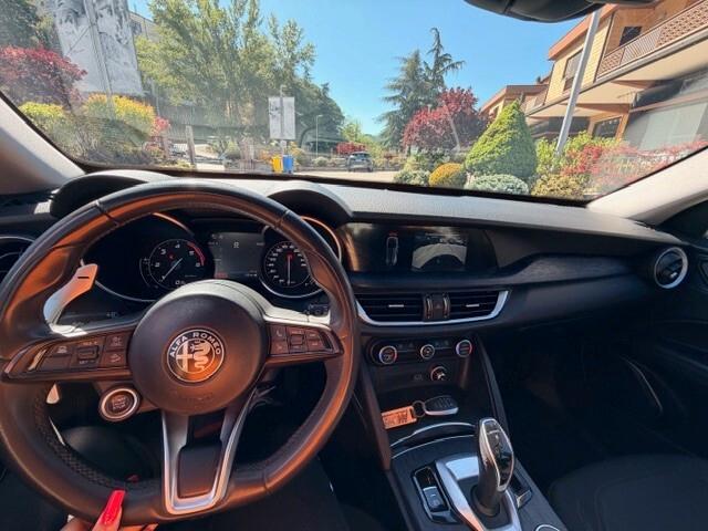 Alfa Romeo Stelvio 2.2 Turbodiesel 190 CV AT8 RWD Business