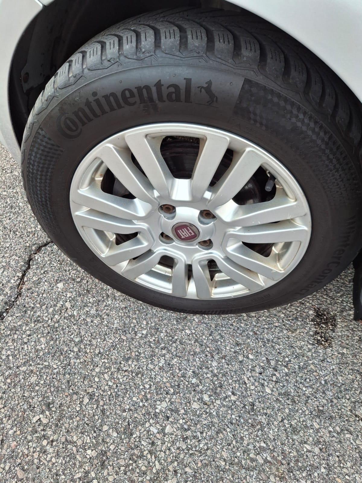 Fiat Punto 1.3 MJT II 75 CV 5 porte Lounge NEOPATENTATI