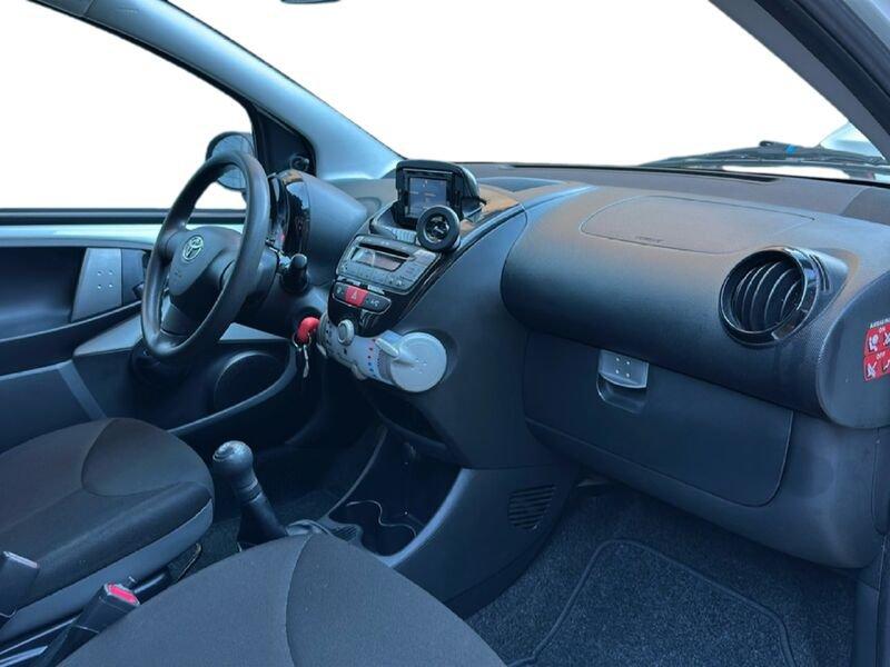 Toyota Aygo Aygo 1.0 12V VVT-i 5 porte Active Connect