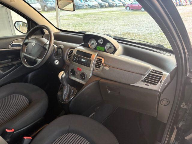 LANCIA Ypsilon 1.3 MJT 75 CV Argento PRIMO PREZZO OK NEOPATENTATI