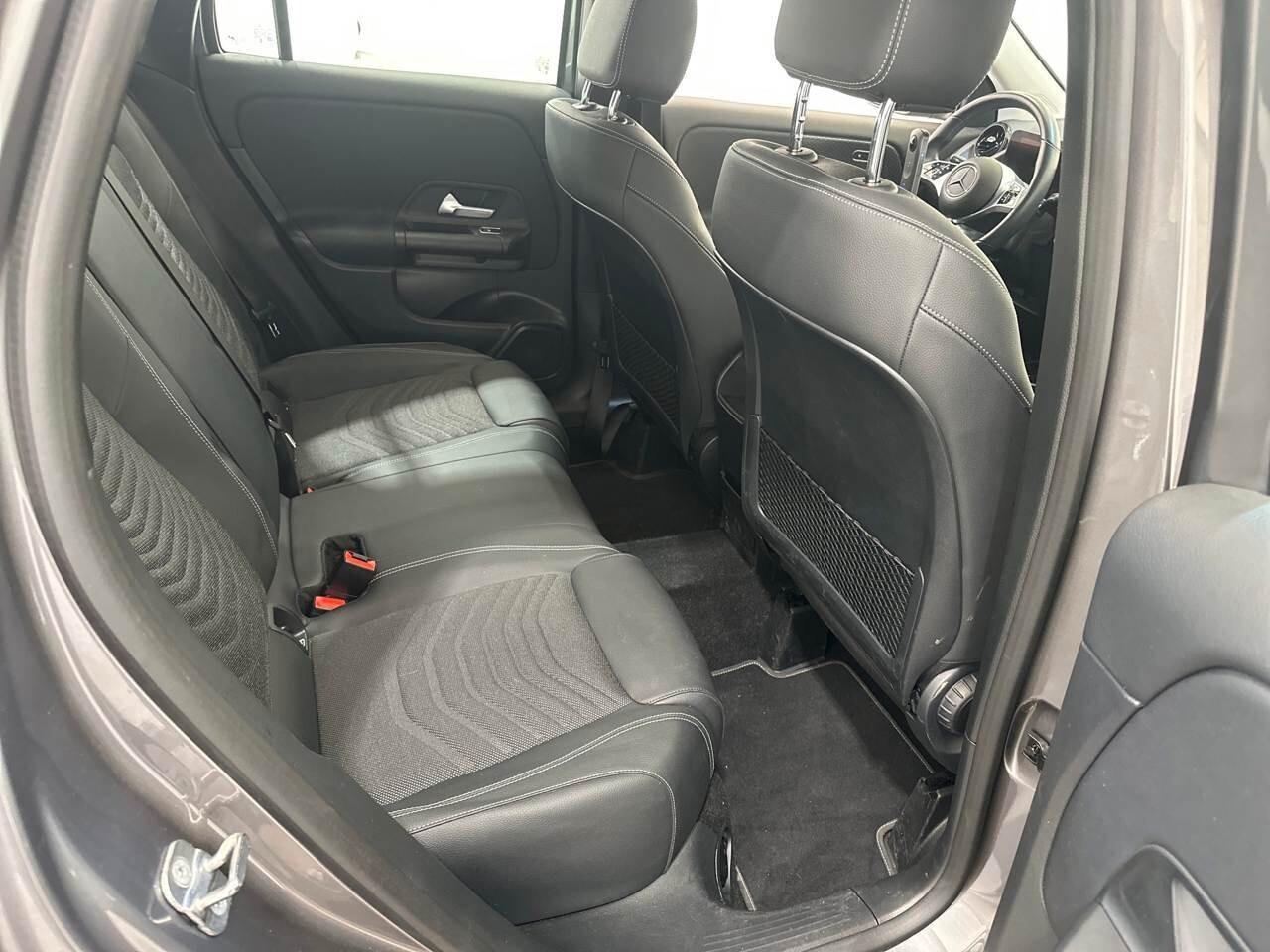 Mercedes-Benz GLA 180 GLA 180 d 8G-DCT (mod. 2025) NAVI + CAMERA + PELLE + LED