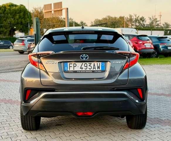 Toyota C-HR 1.8h Lounge 2wd e-cvt my18
