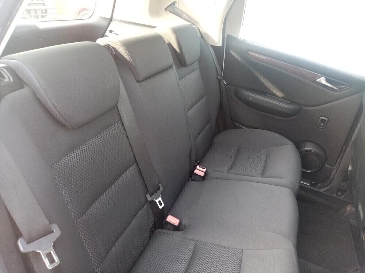 MERCEDES CLASSE A 180 CDI AVANTGARDE EDITION 10