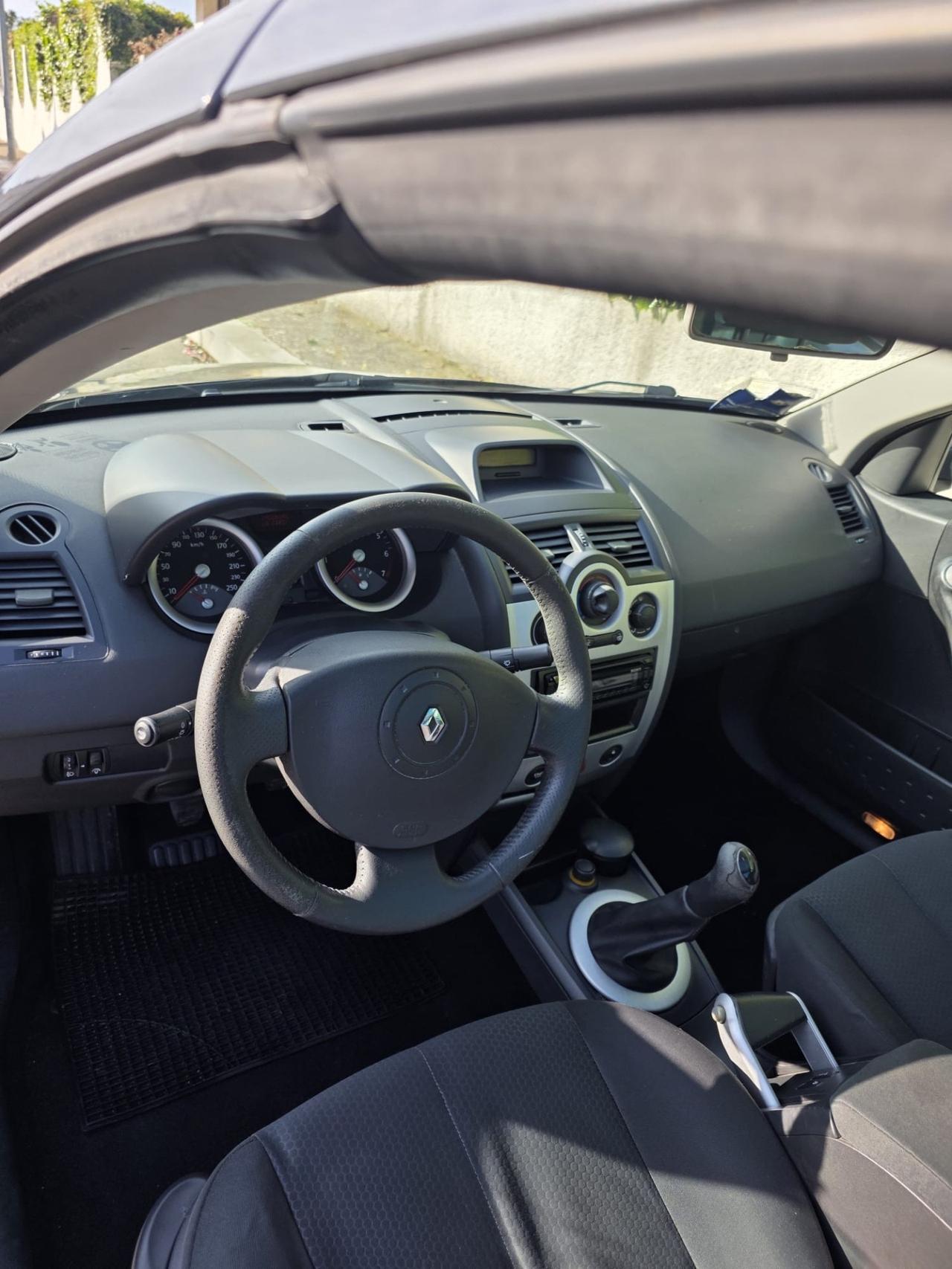 Renault Megane Mégane C-C 1.6 16V Exception