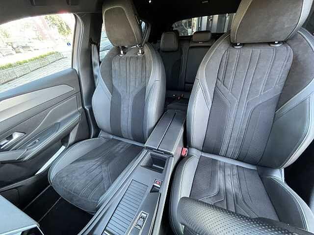 Peugeot 308 BlueHDi 130 S&S EAT8 GT