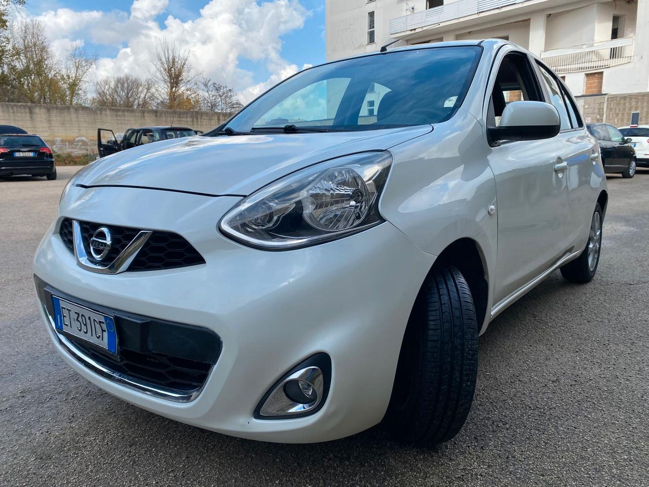 Nissan Micra 1.2 benz 5 porte Tekna full nuova 2014