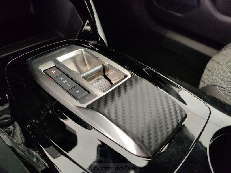 Peugeot 2008 2008 1.2 hybrid Allure 145cv e-dcs6