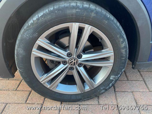 VOLKSWAGEN T-Cross 1.0 TSI 110 CV DSG R-Line