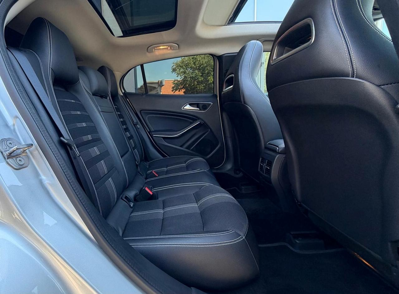 MERCEDES-BENZ GLA 180 1.6 PREMIUM 122CV - FULL LED