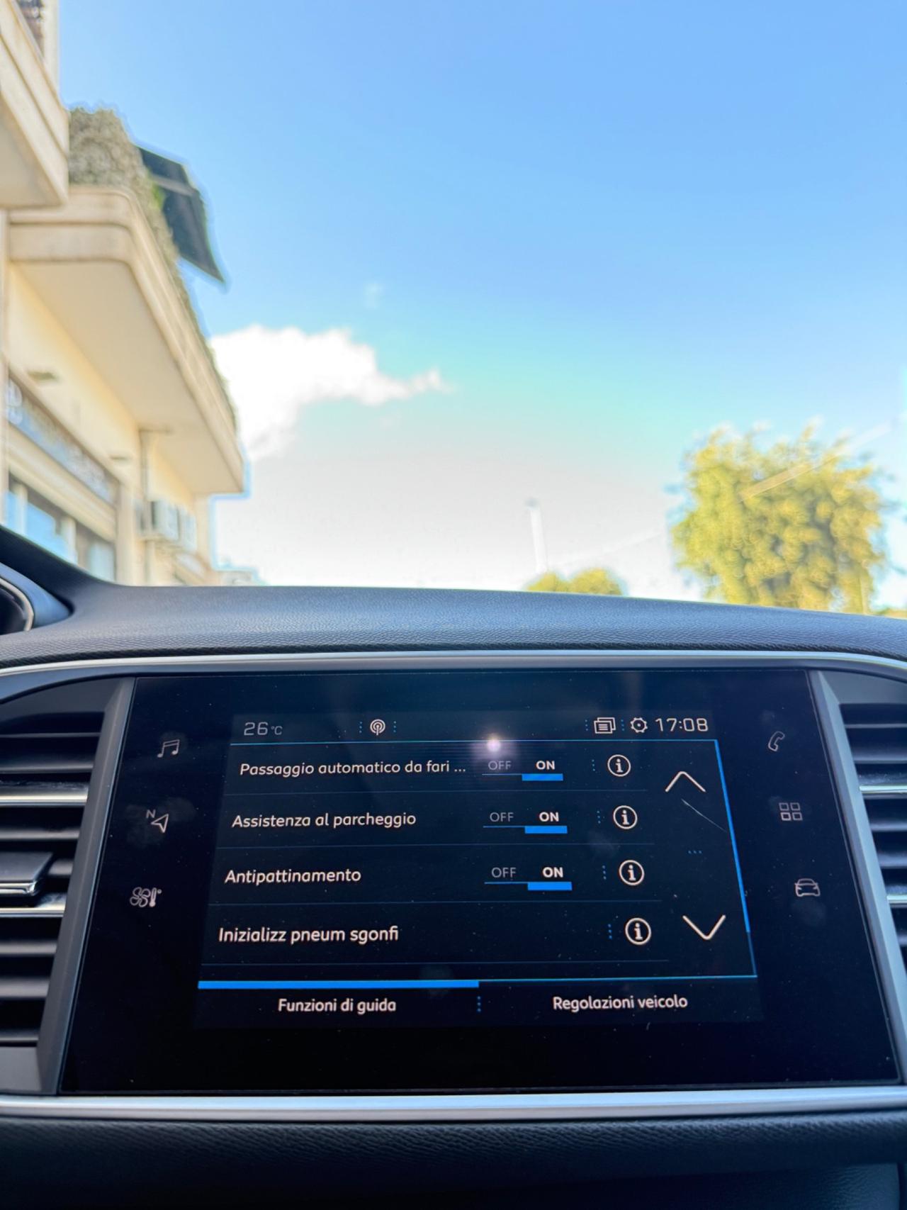 Peugeot 308 1.5 bluehdi Allure Pack CAMBIO AUTOMATICO,NAVI,TELECAMERA,FARI LED,VIRTUAL COCKPIT
