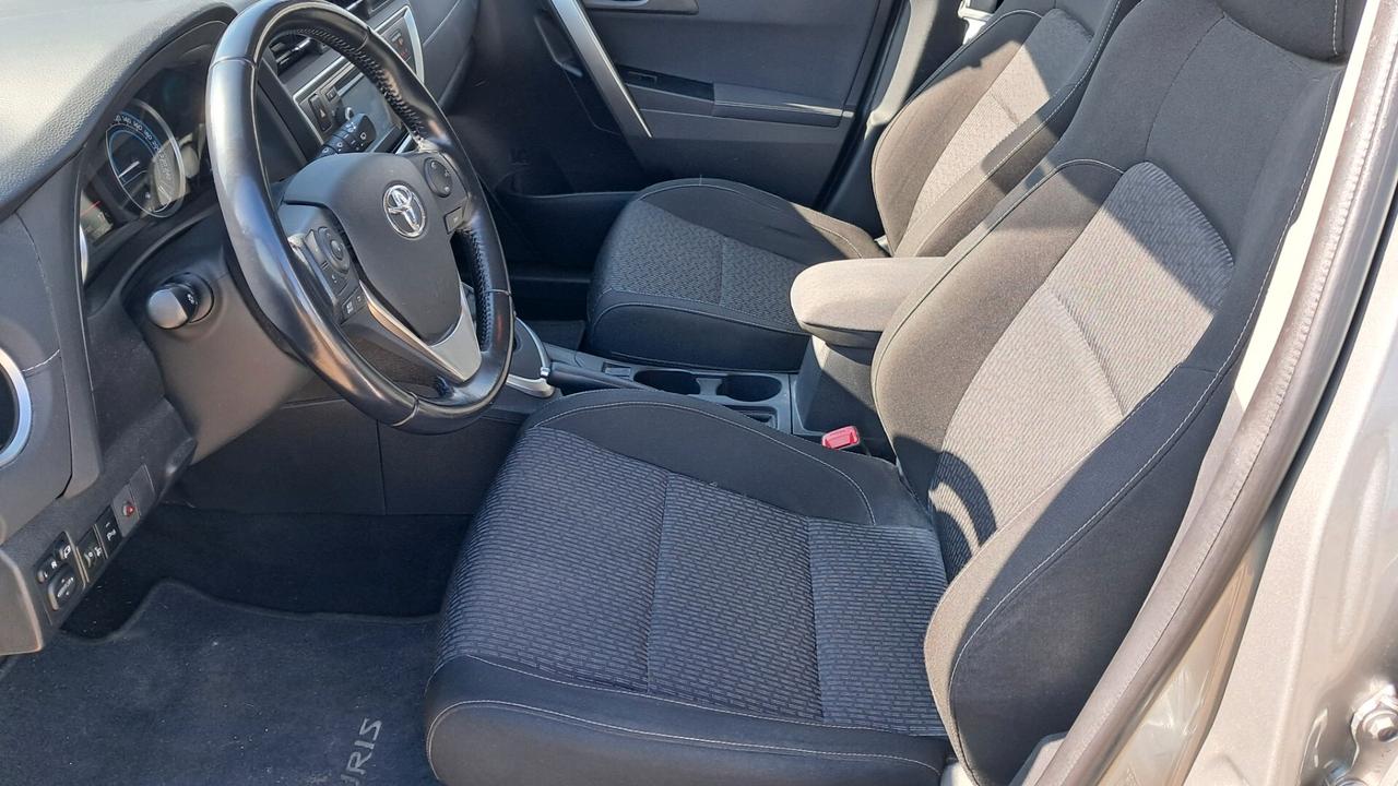 Toyota Auris Touring Sports 1.8 Hybrid Active Plus