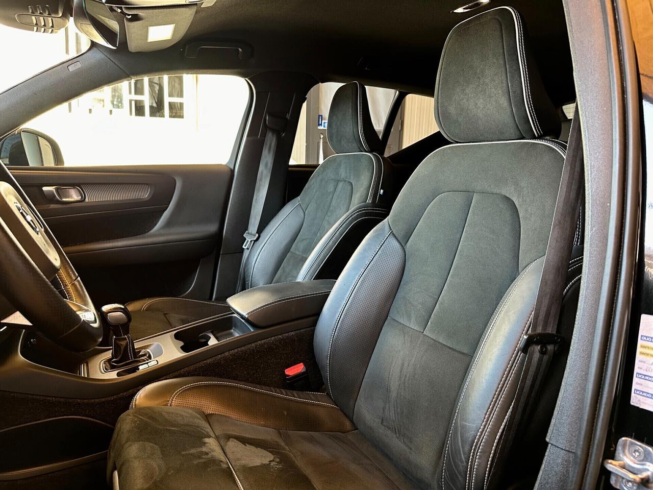 Volvo XC40 D3 AWD R-design 150 Cv