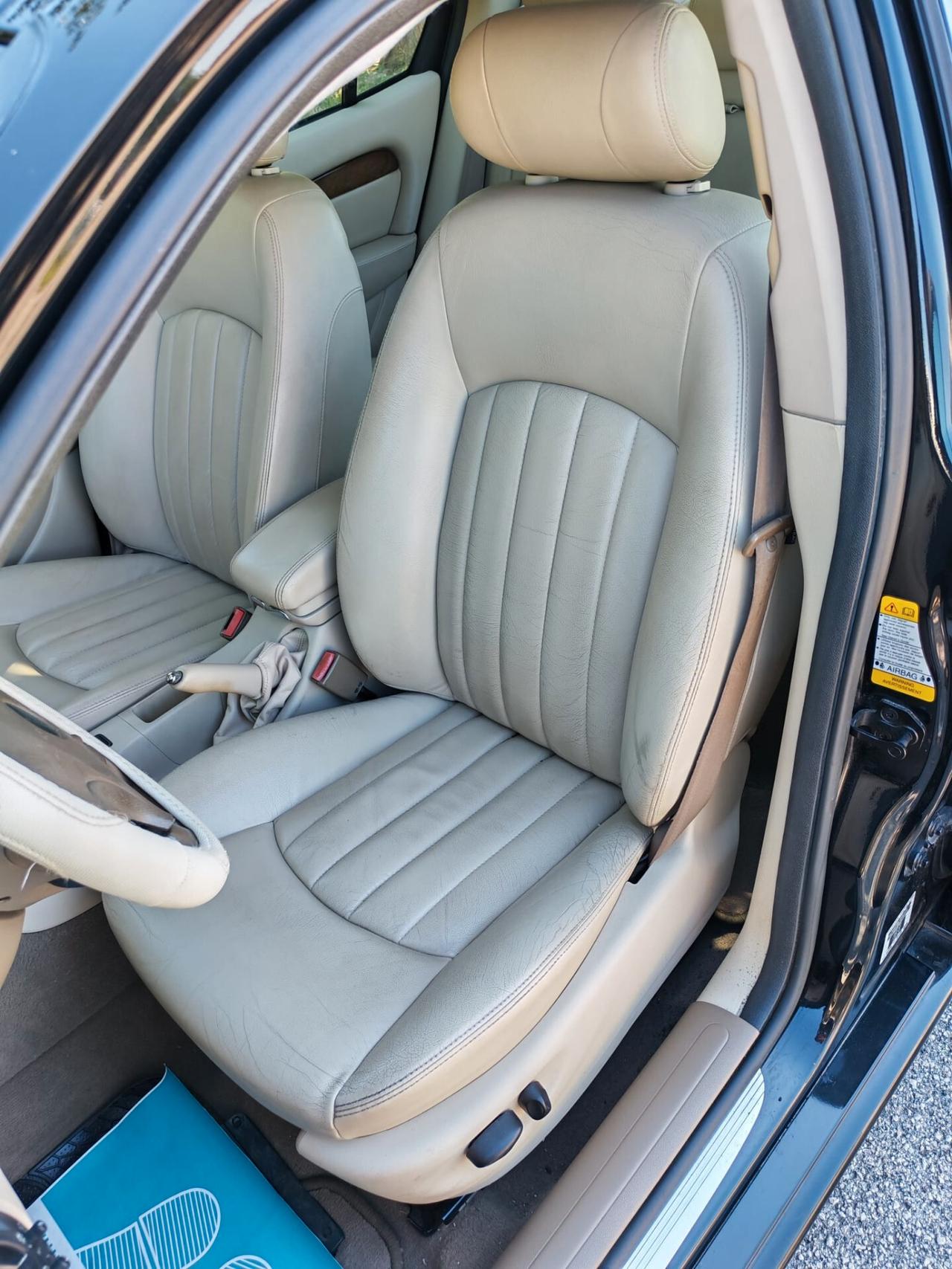 Jaguar X-Type 2.5 V6 24V cat Executive