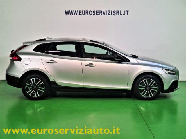 VOLVO V40 Cross Country D2 Geartronic Style Plus