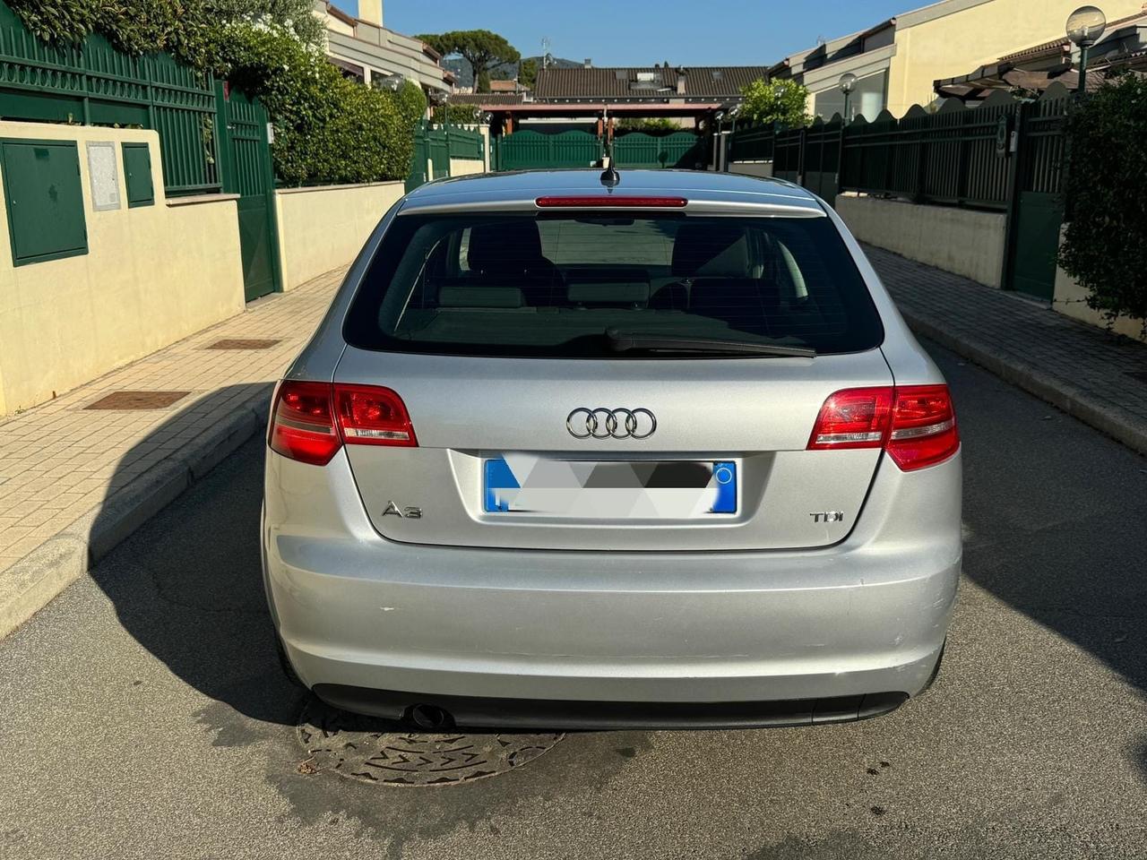 Audi A3 SPB 1.6 TDI 105 CV CR Attraction