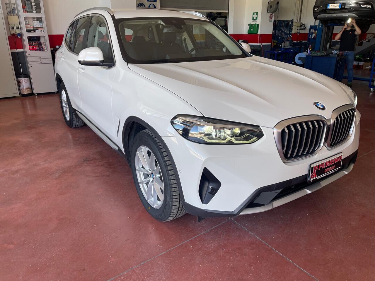 Bmw X3 sDrive18d 48V