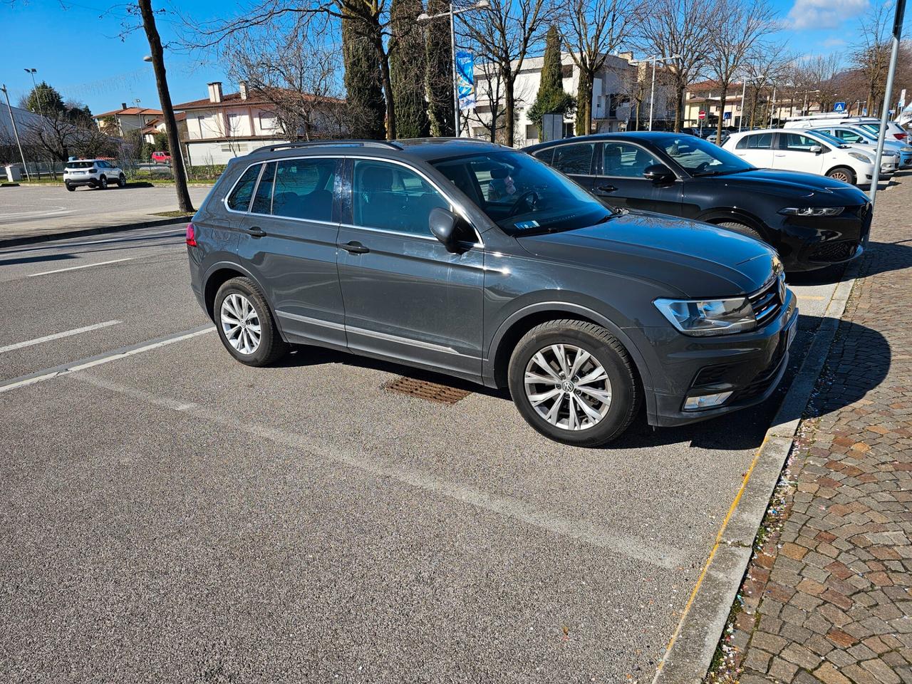 Volkswagen Tiguan 1.6 TDI SCR Business BlueMotion Technology