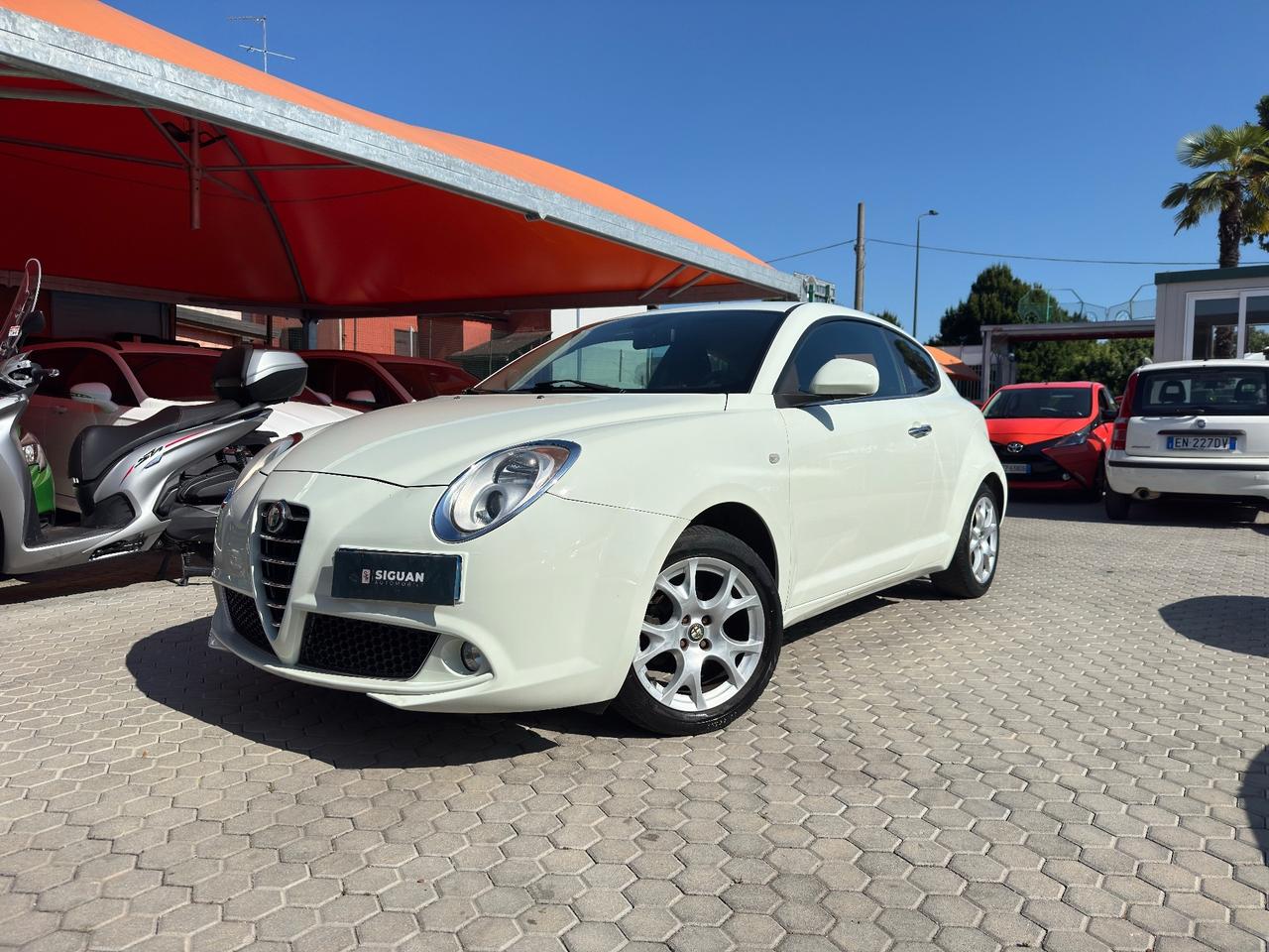Alfa Romeo MiTo ADATTA A NEOPATENTATI 1.4 GPL Distinctive
