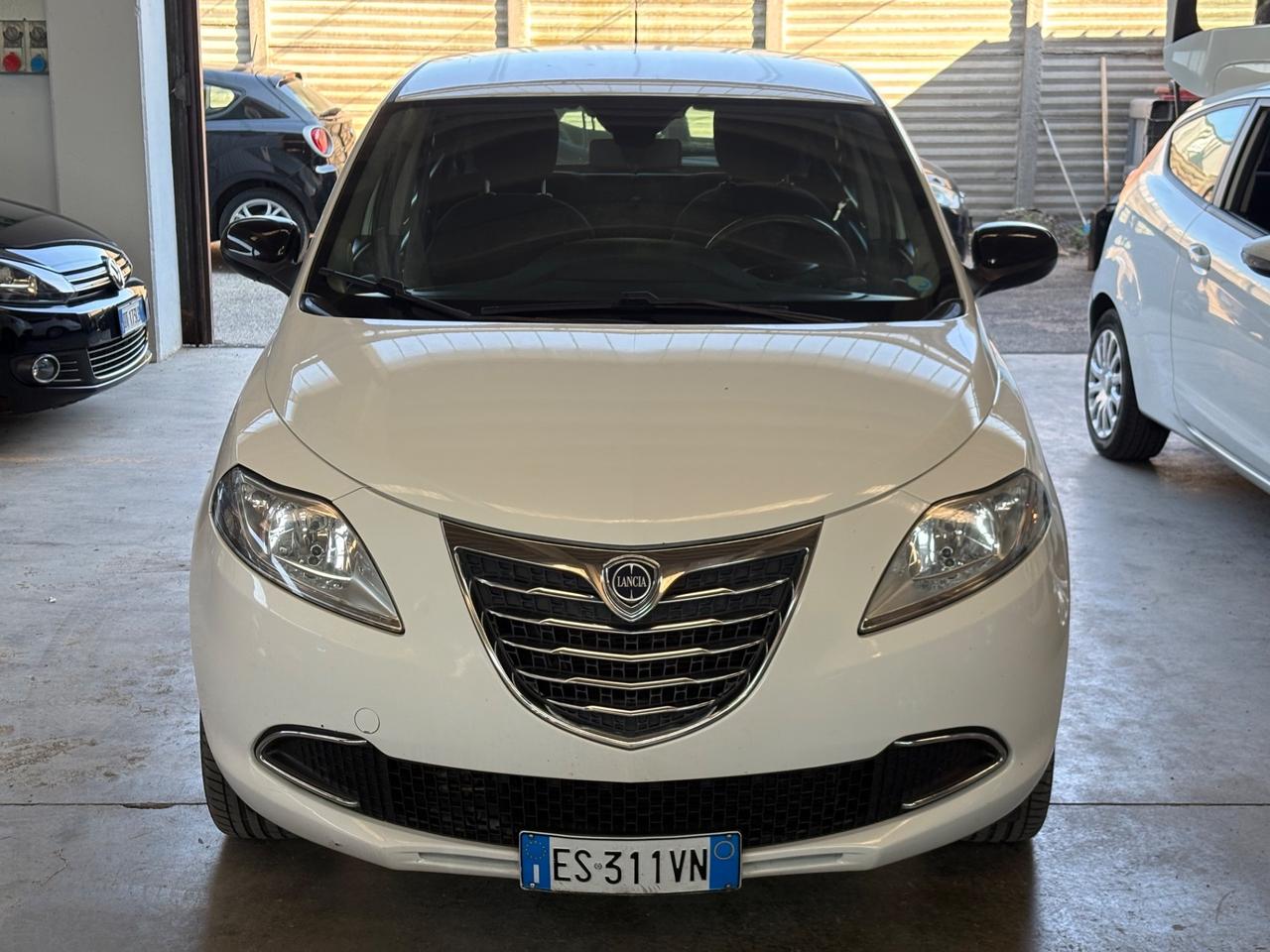Lancia Ypsilon 0.9 TwinAir 85 CV 5 porte Metano Ecochic Gold