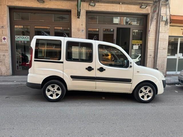 Fiat Doblo 1.9 MJT Combi 5 posti N1