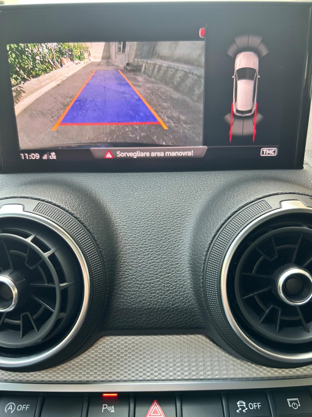 Audi Q2 35 TDI quattro S tronic Business