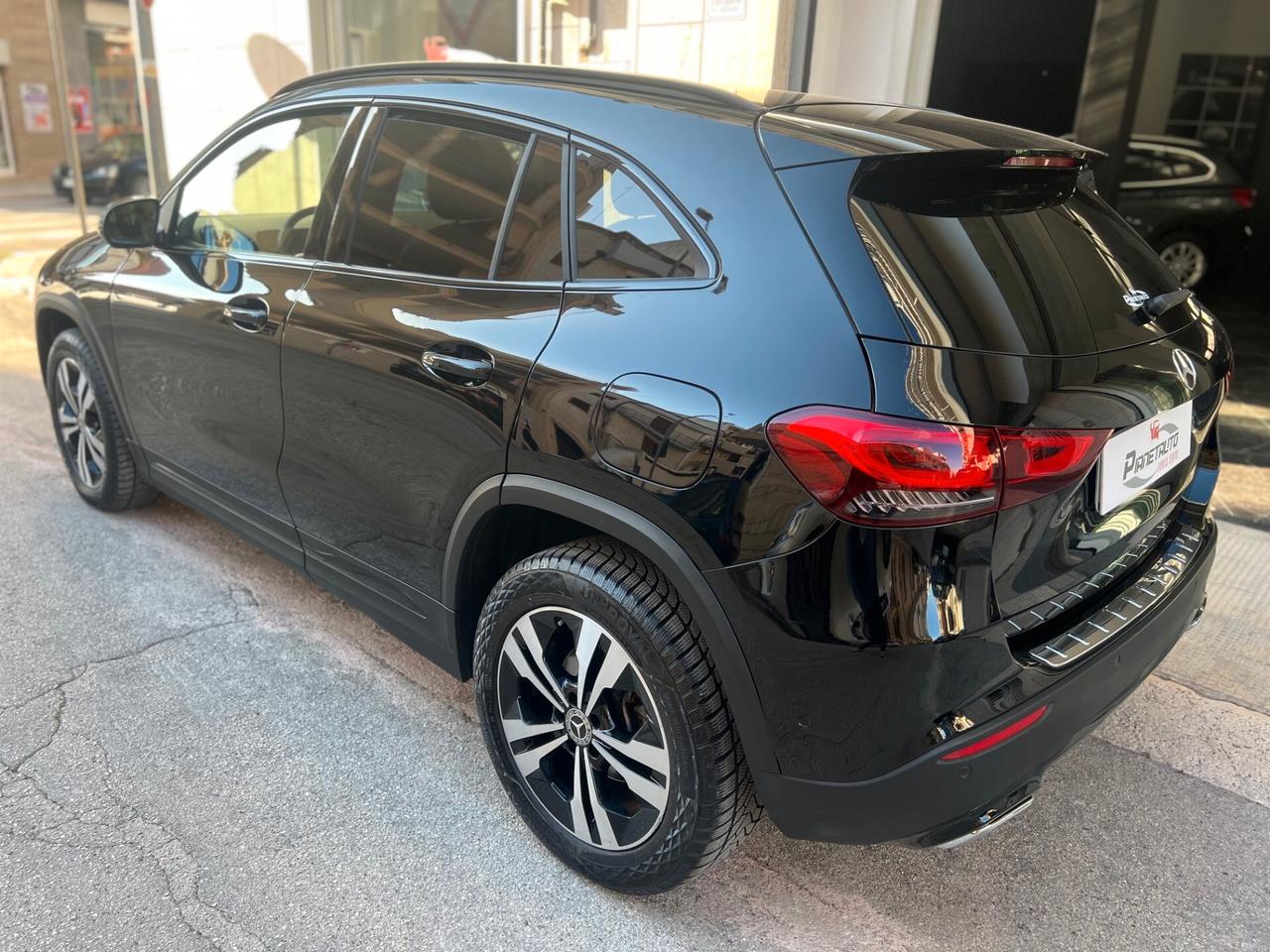 Mercedes-benz GLA 180 d 115cv Sport Plus auto NIGHT VIRTUAL/LED/18; PERFETTA
