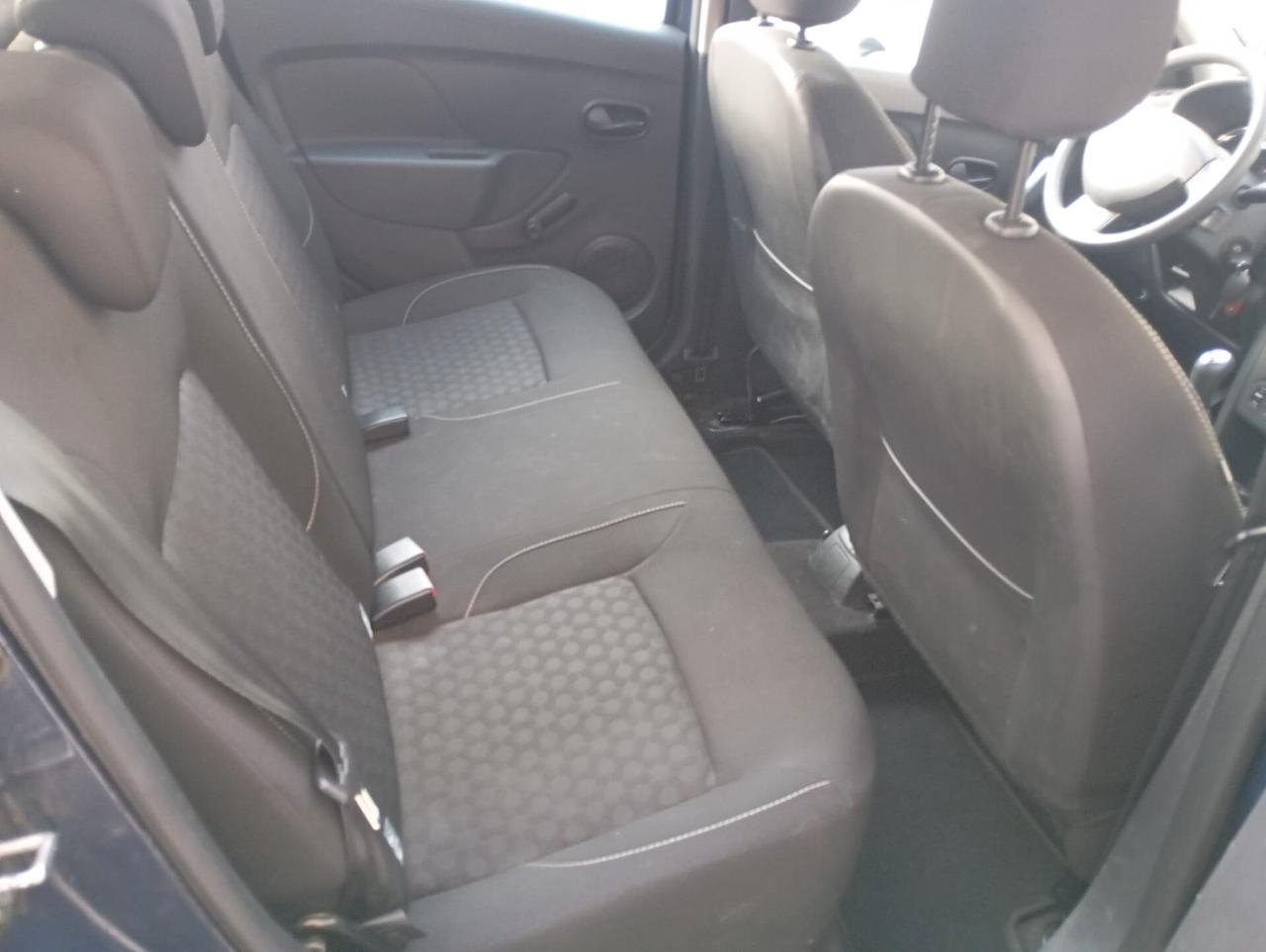 Dacia Sandero - 2016