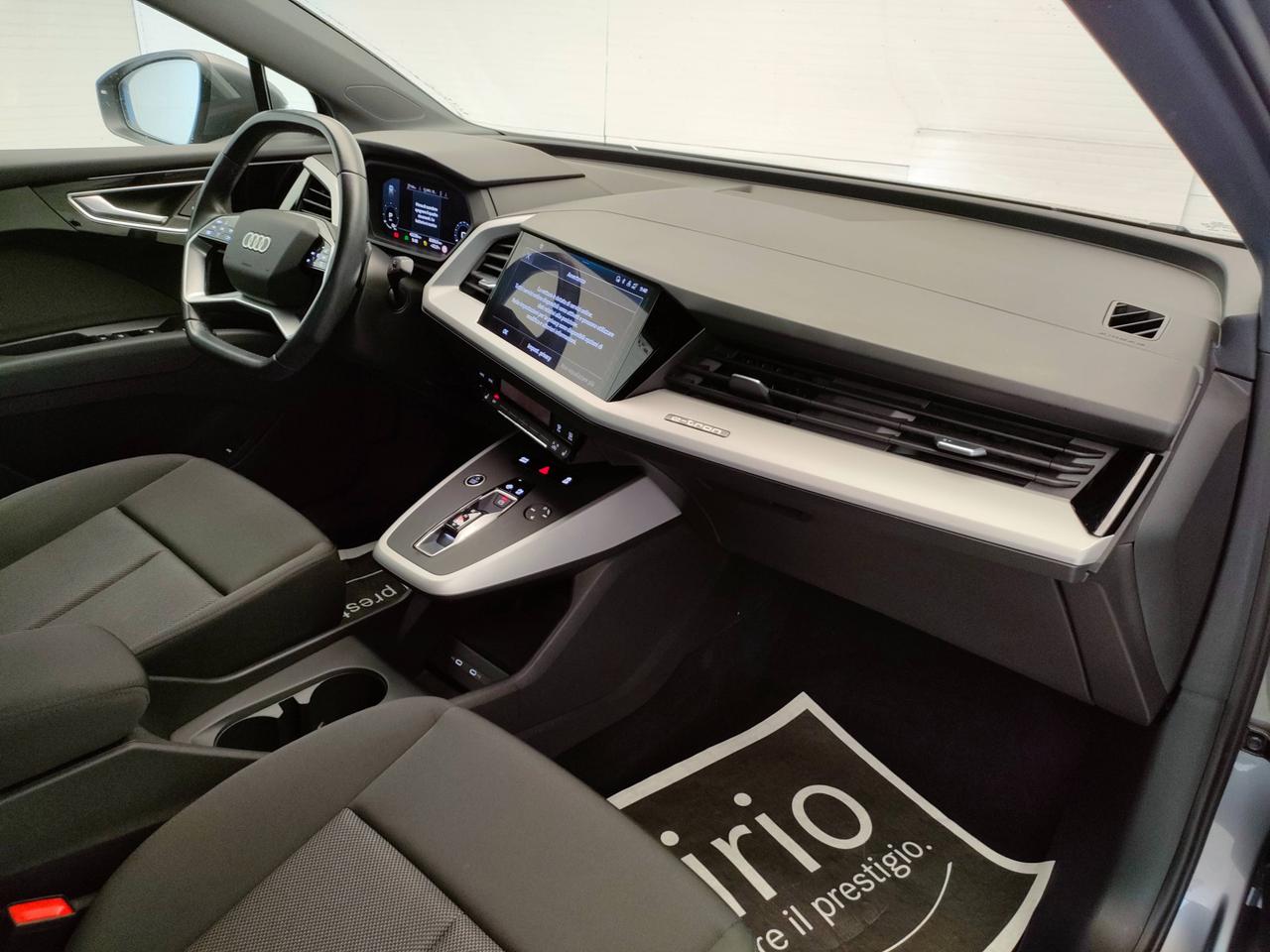AUDI Q4 Sportback e-tron - Q4 Sportback e-tron 40 S line edition