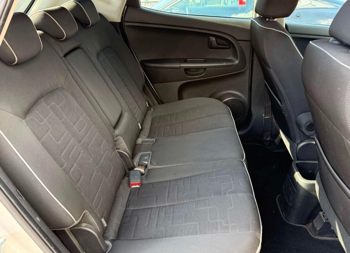 Kia Venga 1.4 CRDi 90CV WGT EX