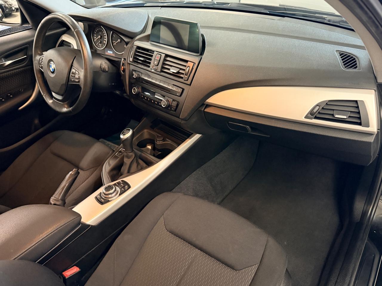 Bmw 118 118d 5p. Sport