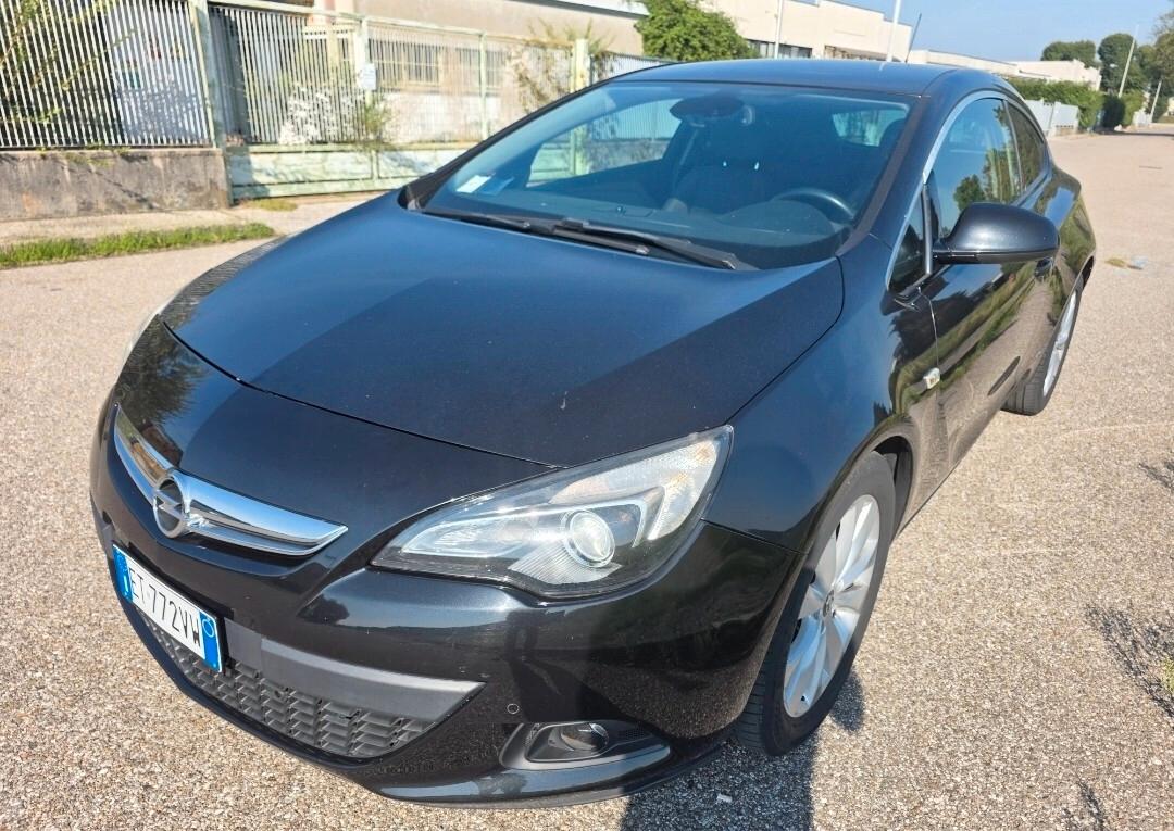 Opel Astra GTC 1.7 CDTI 110CV S&S 3 porte Cosmo