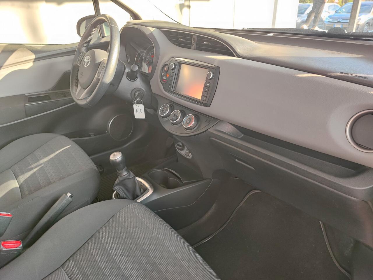 Toyota Yaris 1.0 5 porte Lounge