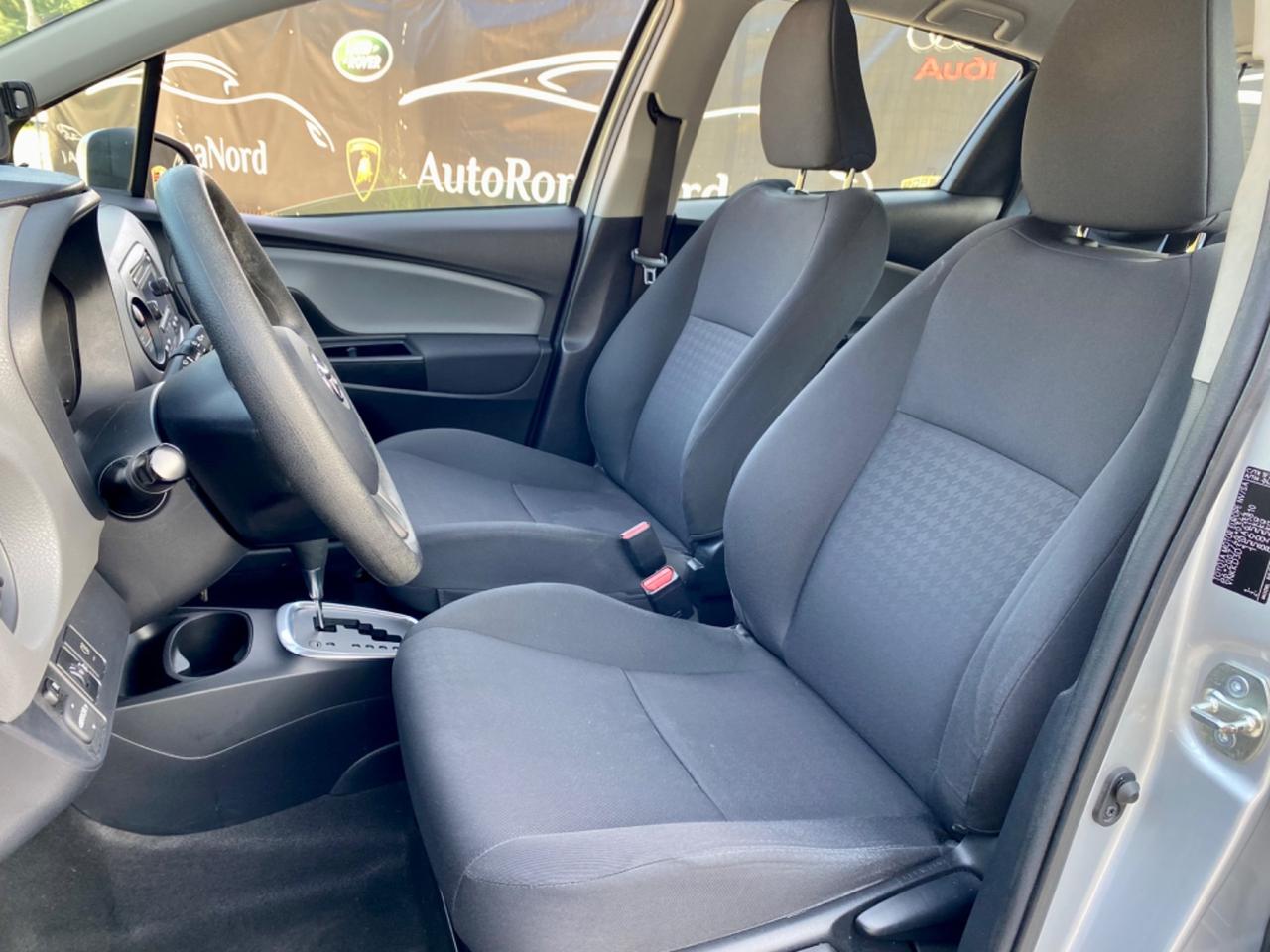 Toyota Yaris 1.5 Hybrid 5 porte Cool