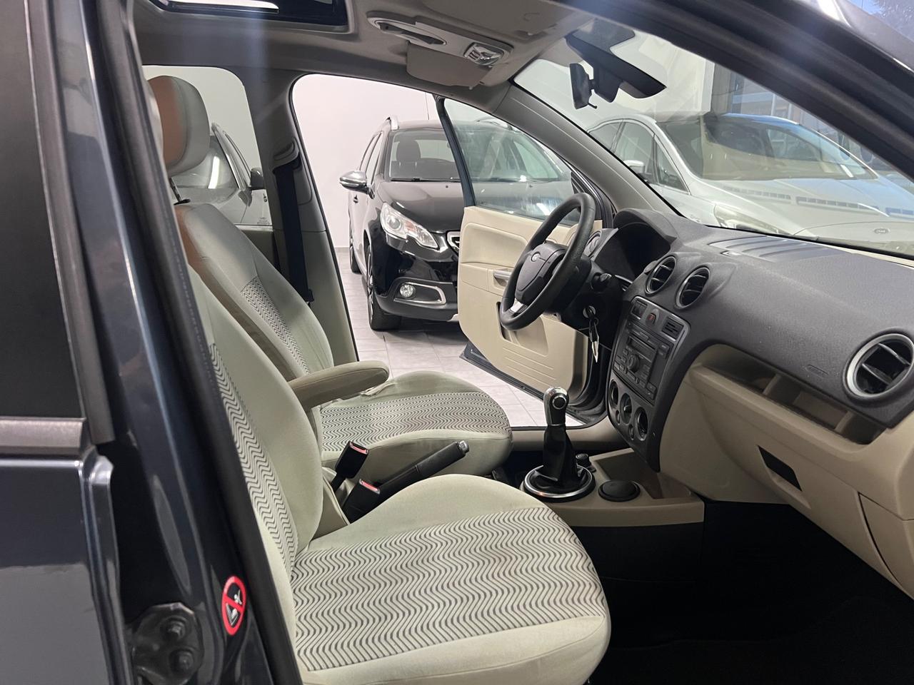 Ford Fusion UAV 1.4 16V 5p.