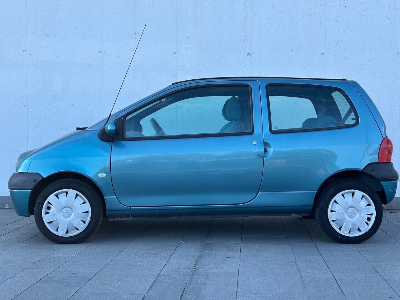 Renault Twingo 1.2i cat Authentique Neopatentati