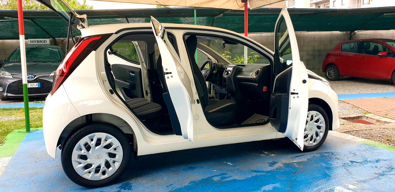 TOYOTA AYGO 1.0 BENZINA ANNO 2019 KM 53 MILA E/6