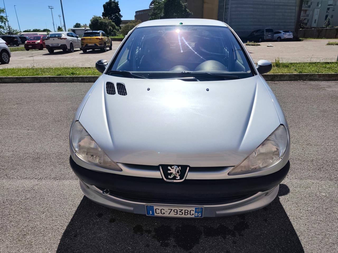Peugeot 206 1.4 Benz automatica 5 porte