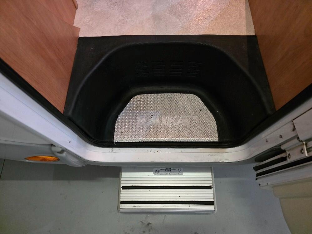 CAMPER LAIKA X 700