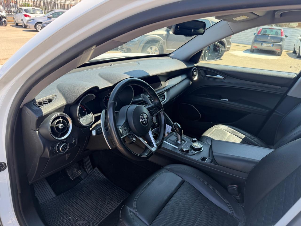 Alfa Romeo Stelvio 2.2 Turbodiesel 210 CV AT8 Q4 Business