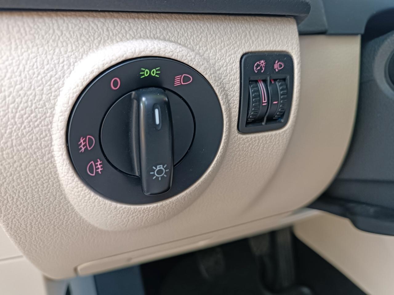 Tiguan 1.4 16V TSI Sport & Style (18°)----km 89900 unipr------