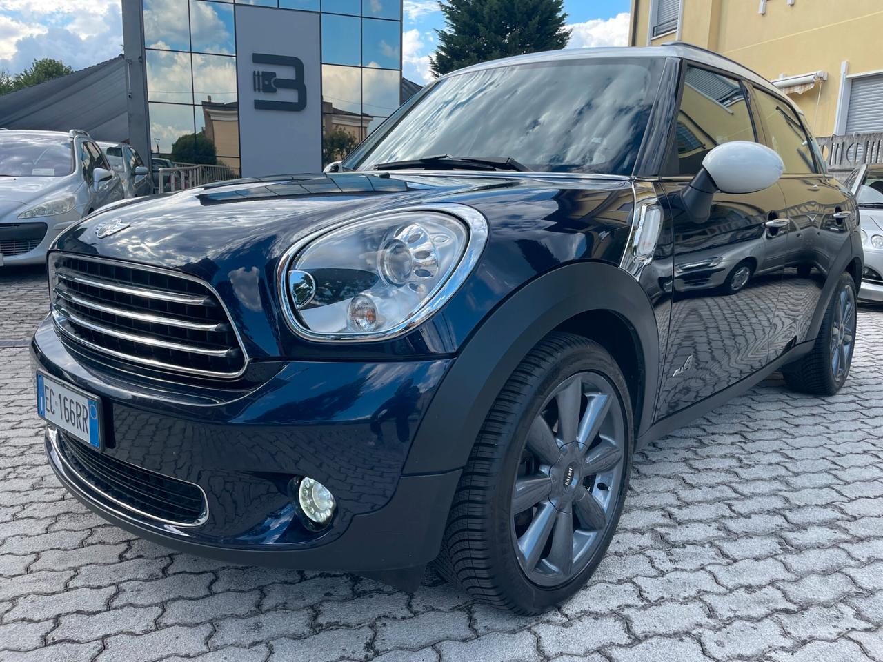 Mini Cooper D Countryman Mini Countryman 1.6 all4 XENON+AMBIENT+CLIMA AUTO