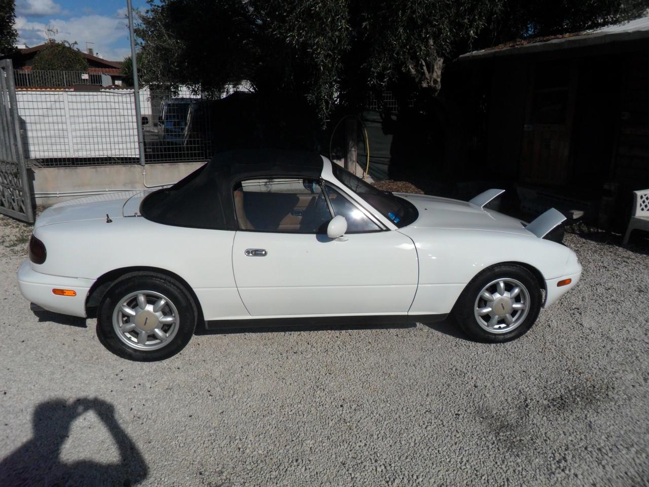 Mazda MX-5 1.6i 16V cat CABRIO
