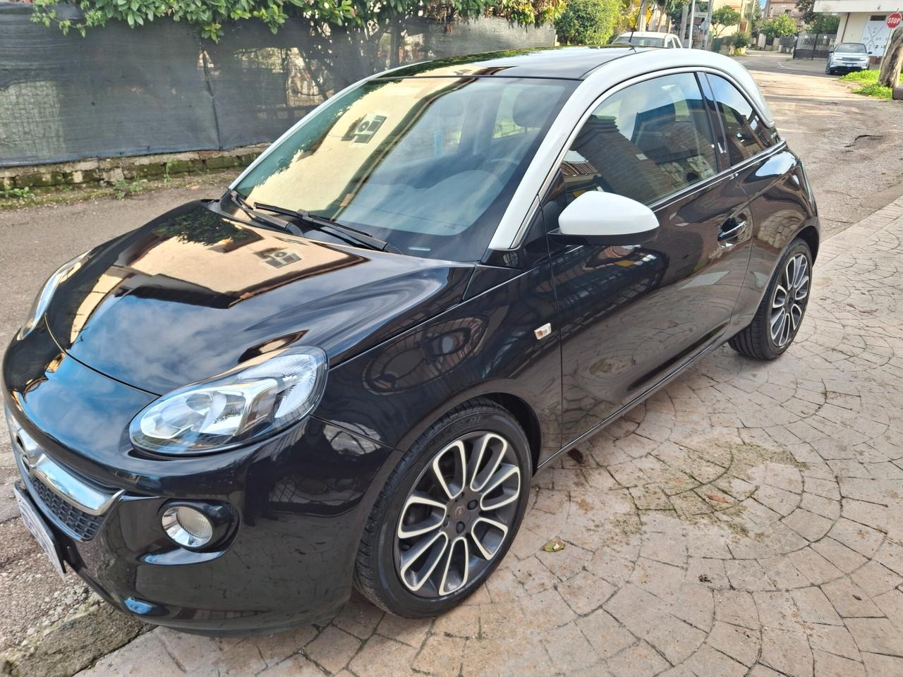Opel Adam 1.4 87 CV GPL Tech Slam b.color