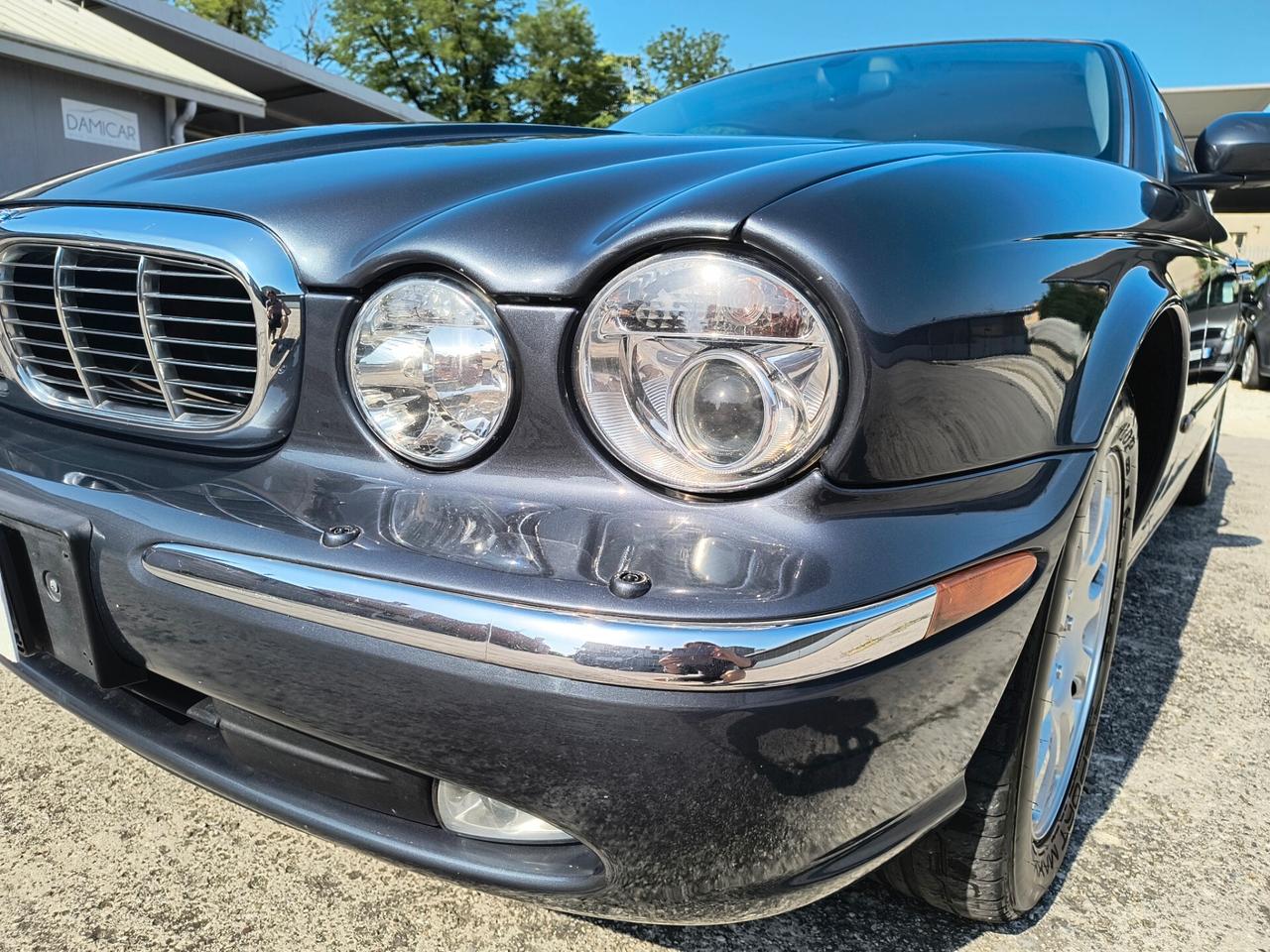 Jaguar XJ6 3.0 V6 Benzina Automatico
