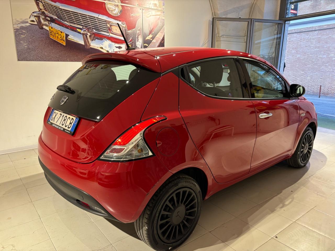 Lancia Ypsilon 1.2 69 CV 5 porte GPL