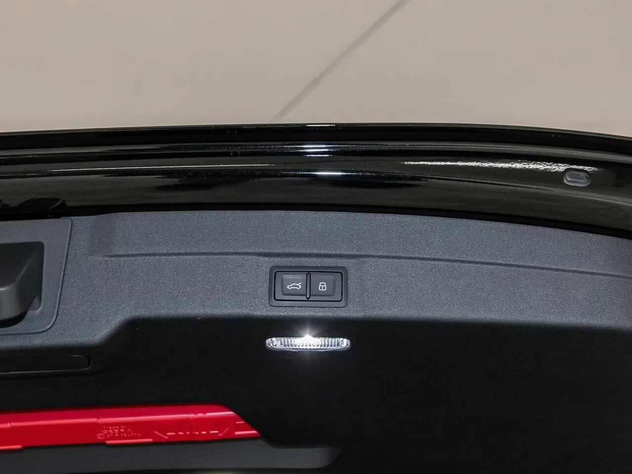 Audi A6 Avant 40 2.0 TDI quattro Sline S line tronic