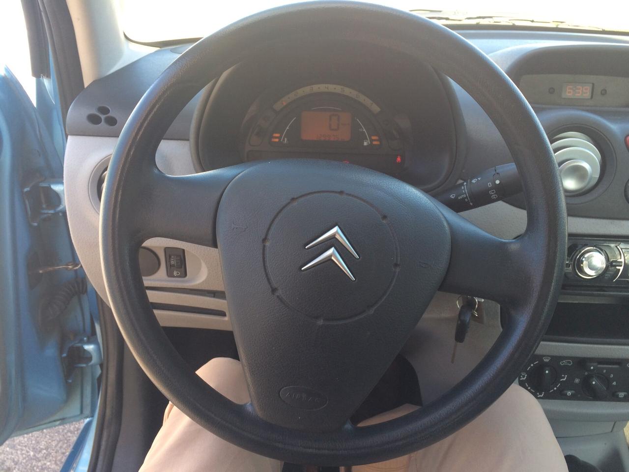 2003 Citroen C3 1.1 Classique tagliandata cn distribuzione eseguita km 89000!!!