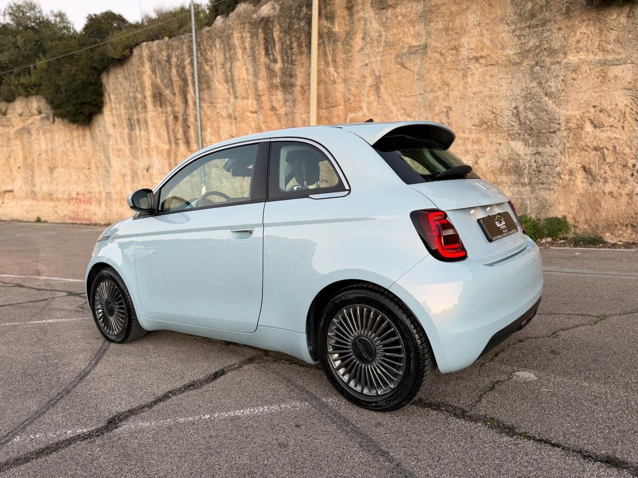 Fiat 500E/42 kWh/CAR PLAY/SOLO 33000 KM